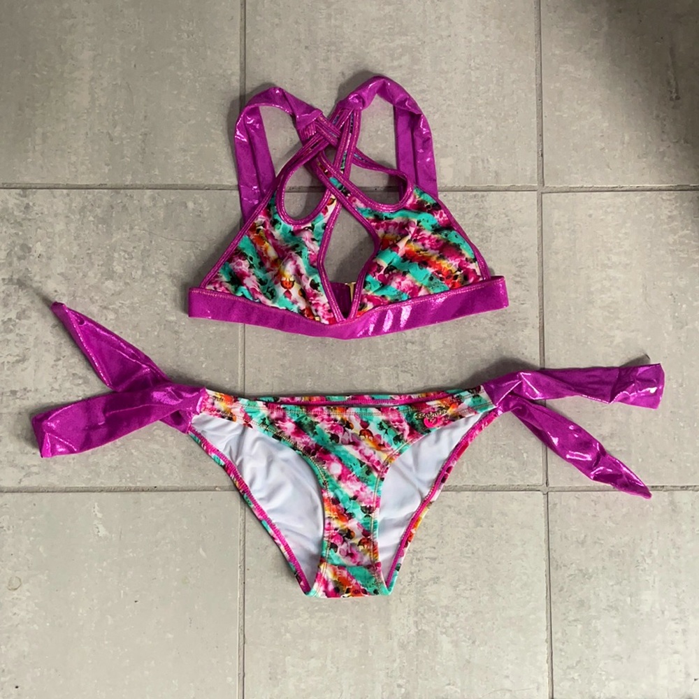 NEW Babalu Bikini Set in Size Small, 32